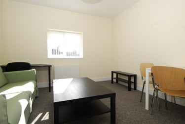 1 bed flat, 20 Woodland Terrace,, Greenbank, Plymouth, PL48NL - Image 1